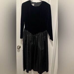 Elegant Black Velvet Dress